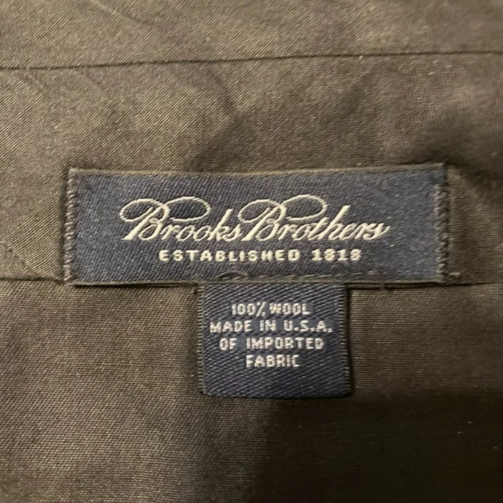 Brooks Brothers, 100% Wool Suit - Picture 11 of 12